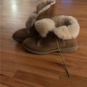 UGG Brown Boots with Cream Fur Lining